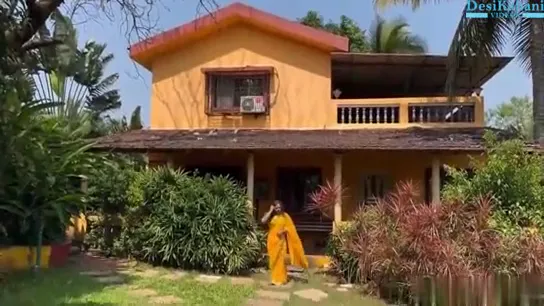 Thumbnail for Aunty had sex with the person who used to collect garbage.