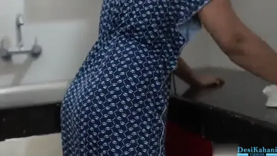 Hot Wife Malayalam Sex Video by wearing nighty in the kitchen and working in the kitchen