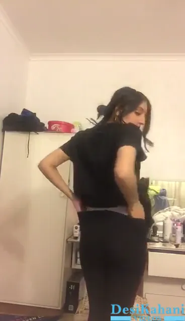 Indian girl's beautiful body as if she was naked.