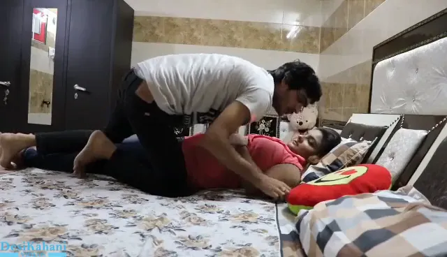 Thumbnail for Moti girlfriend fucked her boyfriend in her bedroom