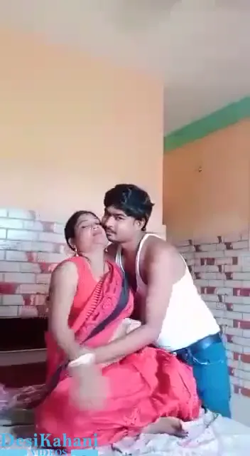 Naukar sath ishq ladati chubby bhabhi ki Bangla Sex Video