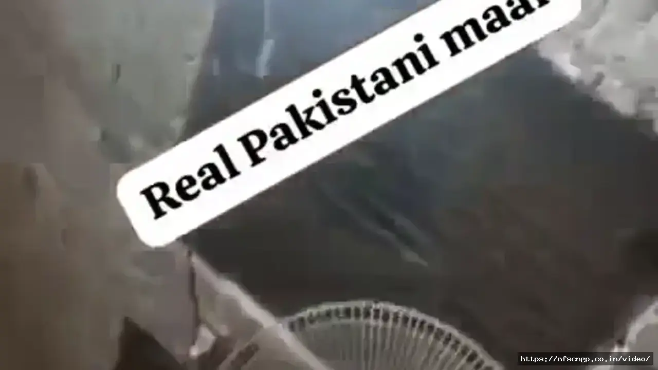 Thumbnail for Paki randi aunty's homemade sex mms