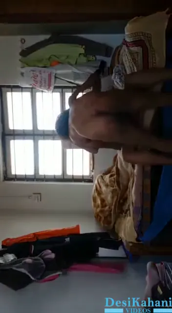Served girlfriend's pussy after college