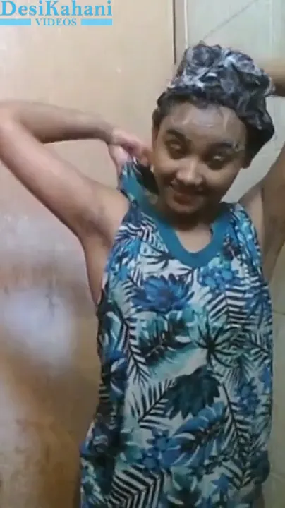 Sexy girl ka nahati hui ka Indian Bathroom Nude Video
