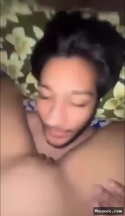 Boyfriend se fuddi marwa rahi Punjabi Girlfriend ka Desi Sex MMS Video