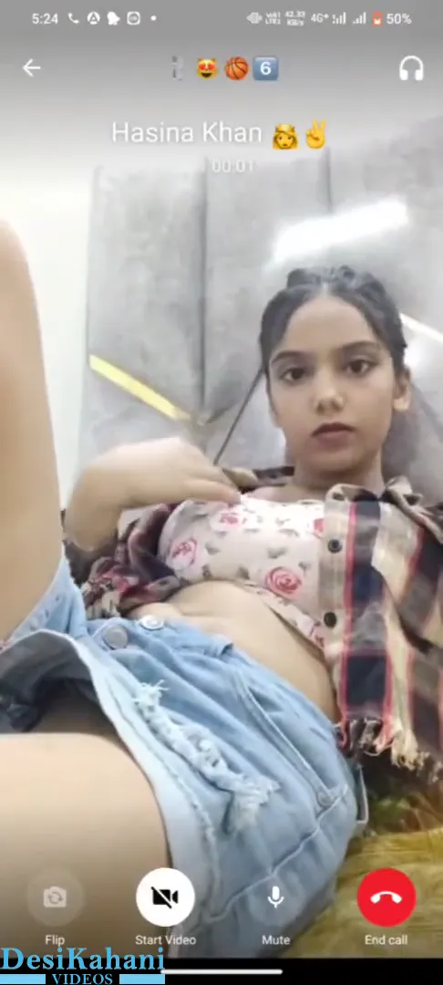 Video call pe nangi ho rahi ladki ki Hot Indian Nude Girl Footage